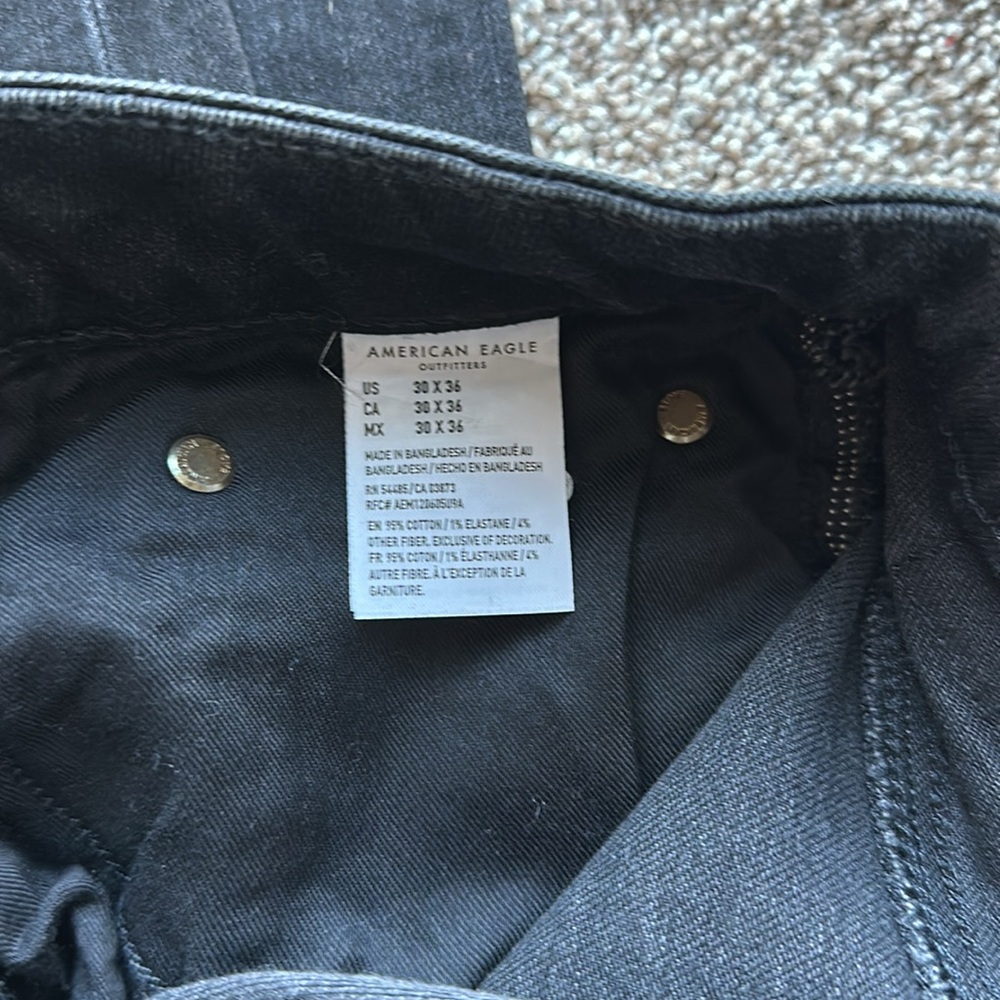 Men’s American Eagle jeans - Picture 2 of 3